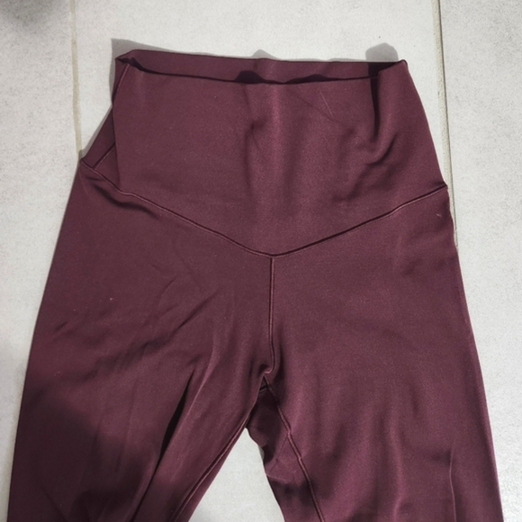 OFFLINE by Aerie Real Me High Waisted Leggings in Royal Cherry - Picture 4 of 5